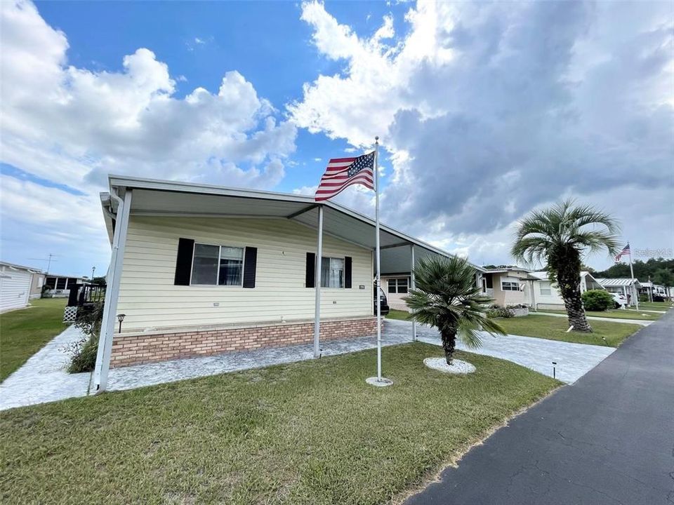 For Sale: $118,000 (3 beds, 2 baths, 1344 Square Feet)