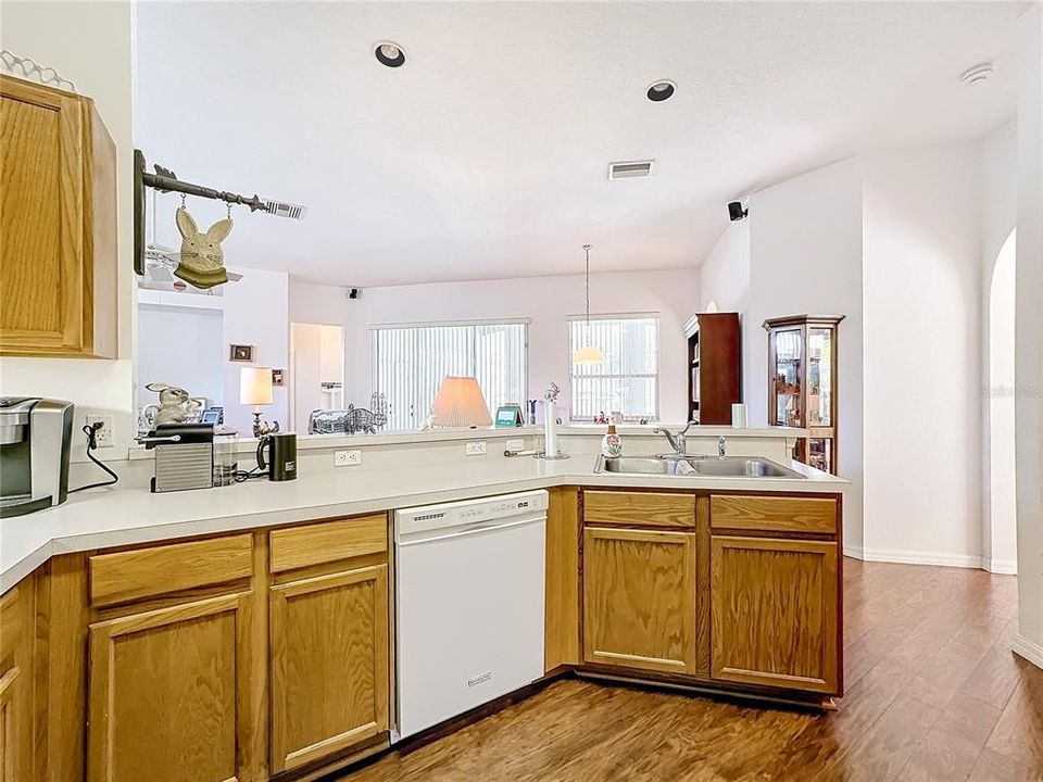 Breakfast bar open to Family room