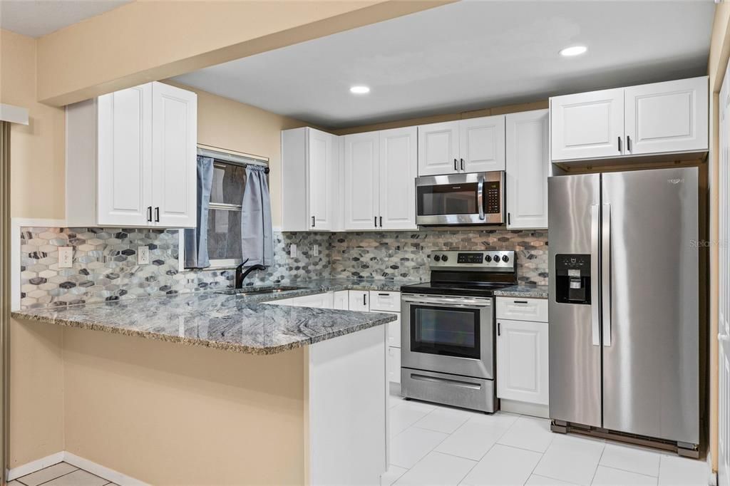 For Sale: $334,500 (3 beds, 2 baths, 1296 Square Feet)