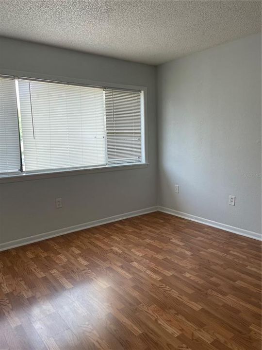 For Rent: $1,900 (2 beds, 2 baths, 1139 Square Feet)