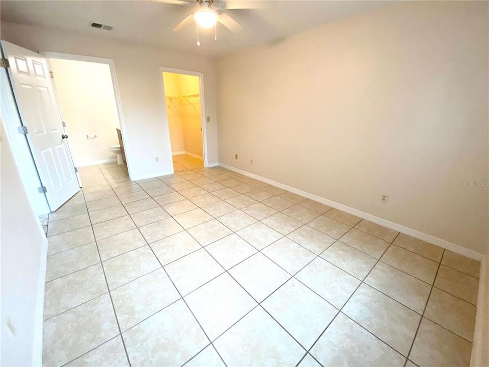 For Rent: $1,400 (1 beds, 1 baths, 583 Square Feet)