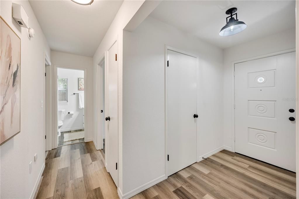 For Sale: $329,900 (3 beds, 2 baths, 1188 Square Feet)