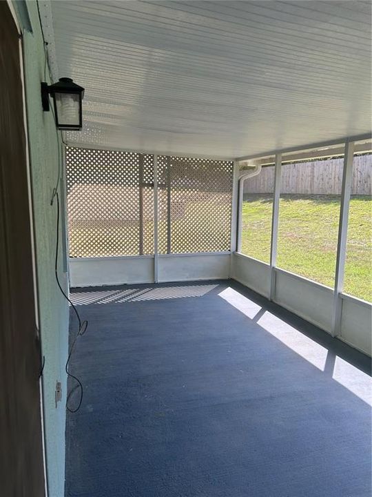 Screened in Patio