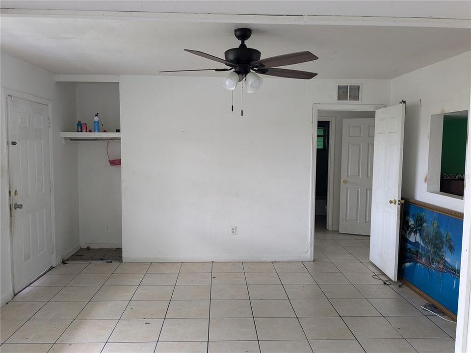 For Sale: $235,000 (4 beds, 1 baths, 1820 Square Feet)