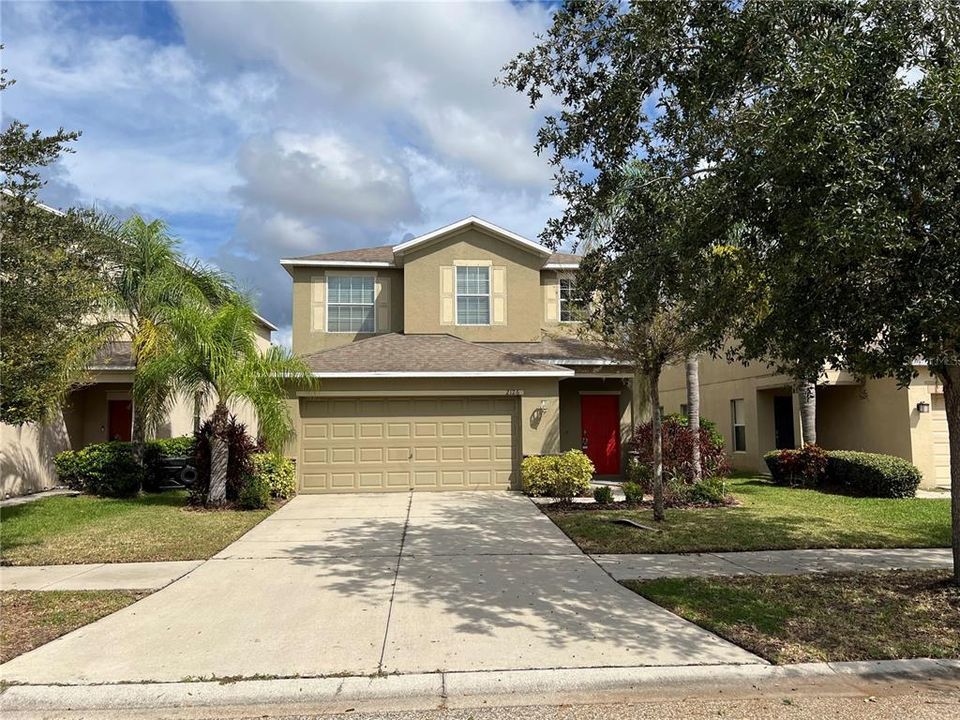 For Sale: $359,900 (4 beds, 2 baths, 2360 Square Feet)