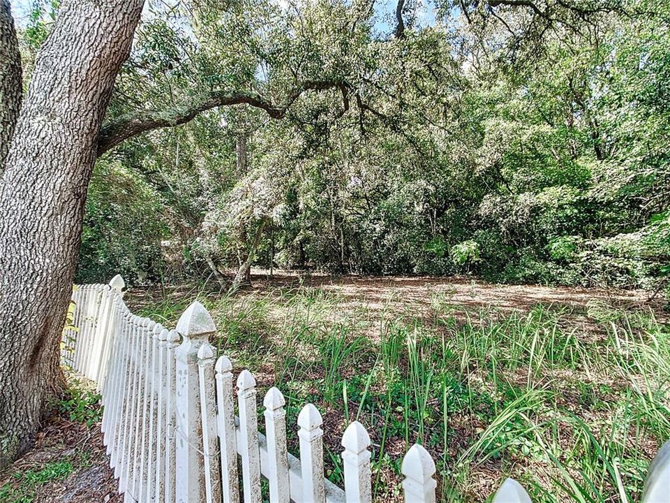 For Sale: $265,000 (3 beds, 2 baths, 1223 Square Feet)