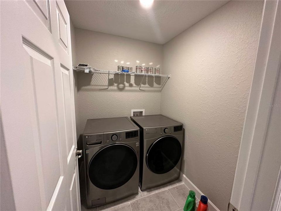 For Rent: $1,650 (3 beds, 2 baths, 1349 Square Feet)