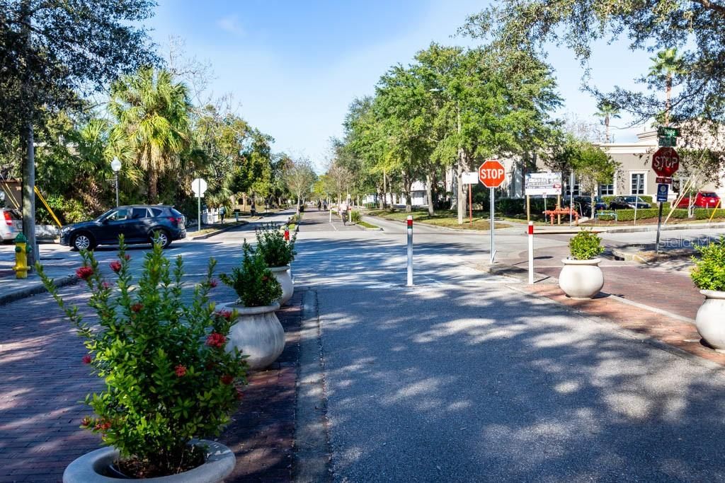 For Sale: $299,000 (3 beds, 2 baths, 1465 Square Feet)