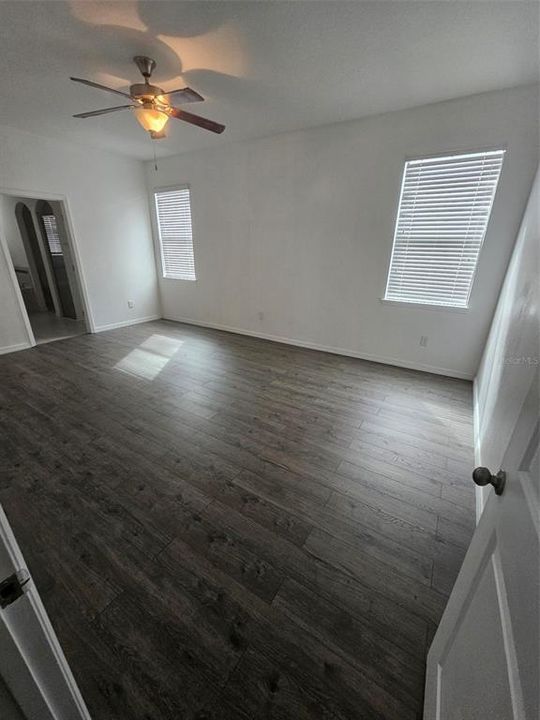 For Rent: $2,450 (4 beds, 2 baths, 2103 Square Feet)