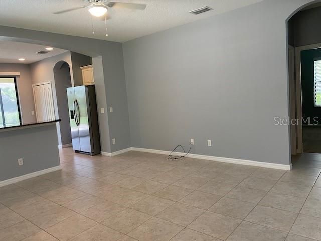 For Rent: $2,800 (3 beds, 2 baths, 1515 Square Feet)