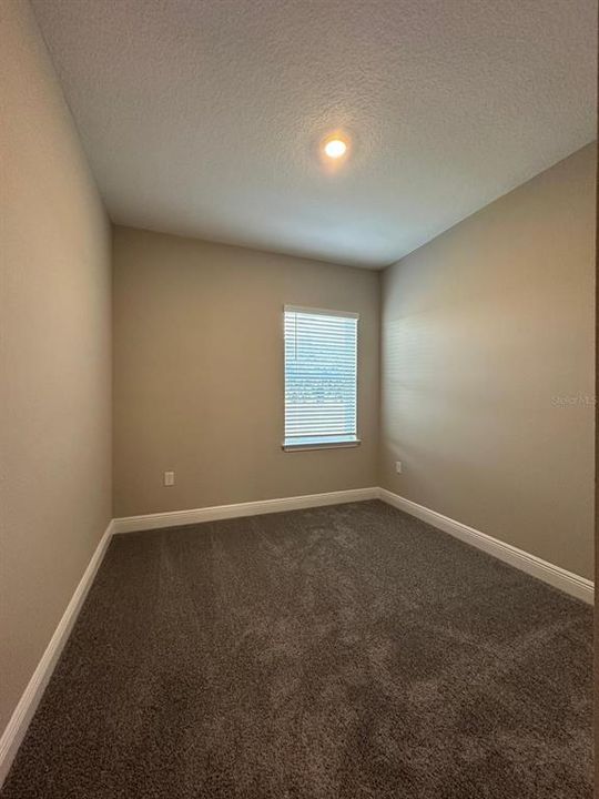 For Rent: $2,900 (4 beds, 3 baths, 1715 Square Feet)