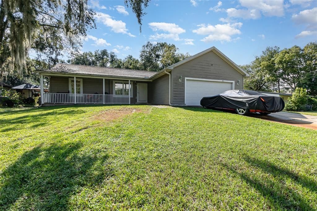 For Sale: $320,000 (3 beds, 2 baths, 1456 Square Feet)