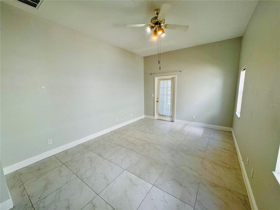 For Rent: $3,600 (3 beds, 2 baths, 2612 Square Feet)