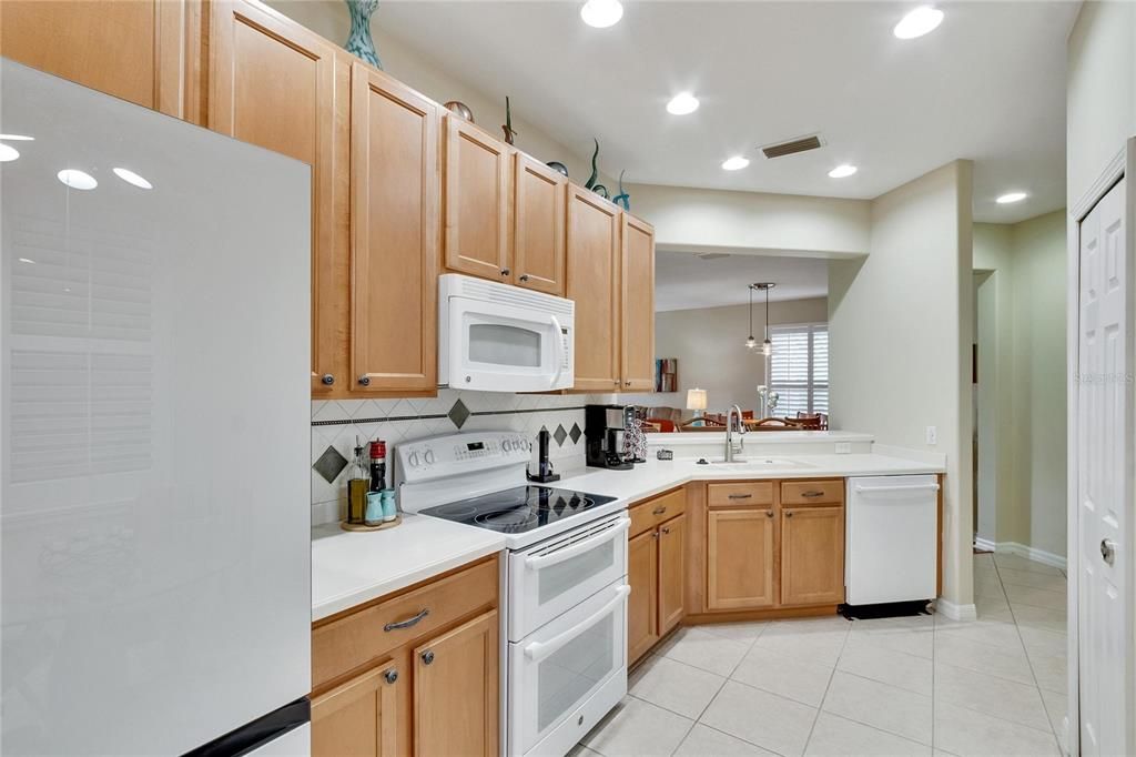 For Sale: $333,990 (3 beds, 2 baths, 1616 Square Feet)