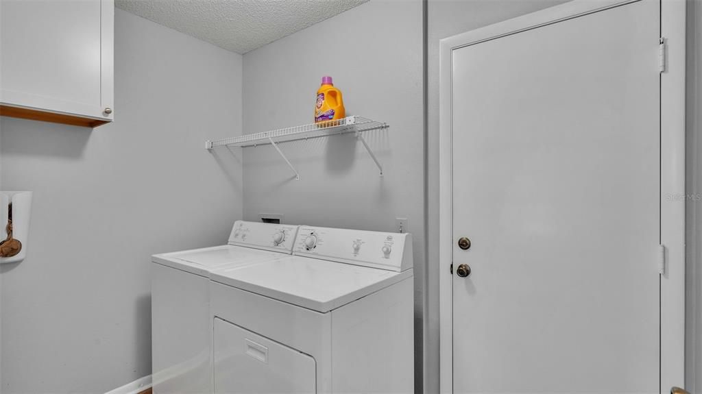 Indoor laundry room