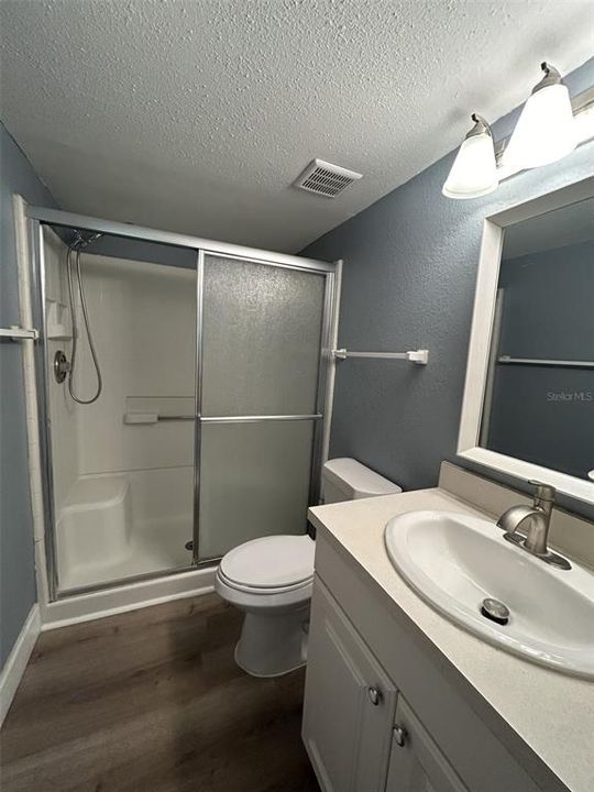 For Rent: $2,200 (3 beds, 2 baths, 1351 Square Feet)