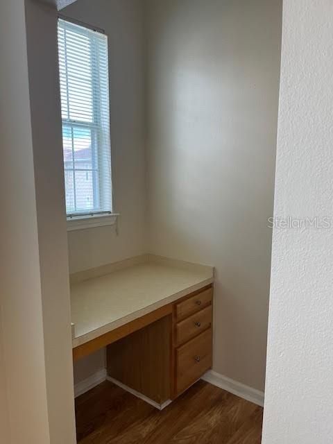 For Rent: $1,900 (1 beds, 1 baths, 858 Square Feet)