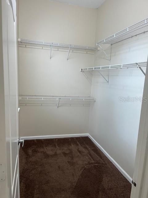 For Rent: $1,900 (1 beds, 1 baths, 858 Square Feet)