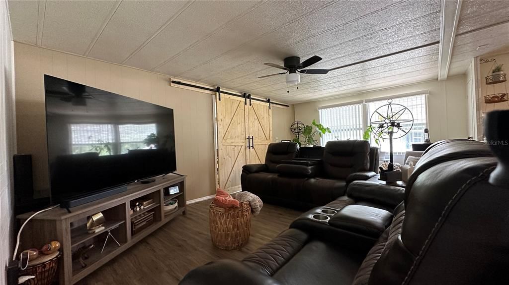 For Sale: $167,500 (2 beds, 2 baths, 1588 Square Feet)