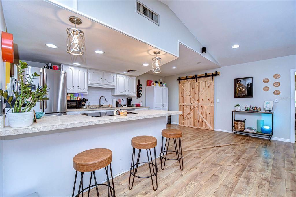 Active With Contract: $435,000 (3 beds, 2 baths, 1967 Square Feet)