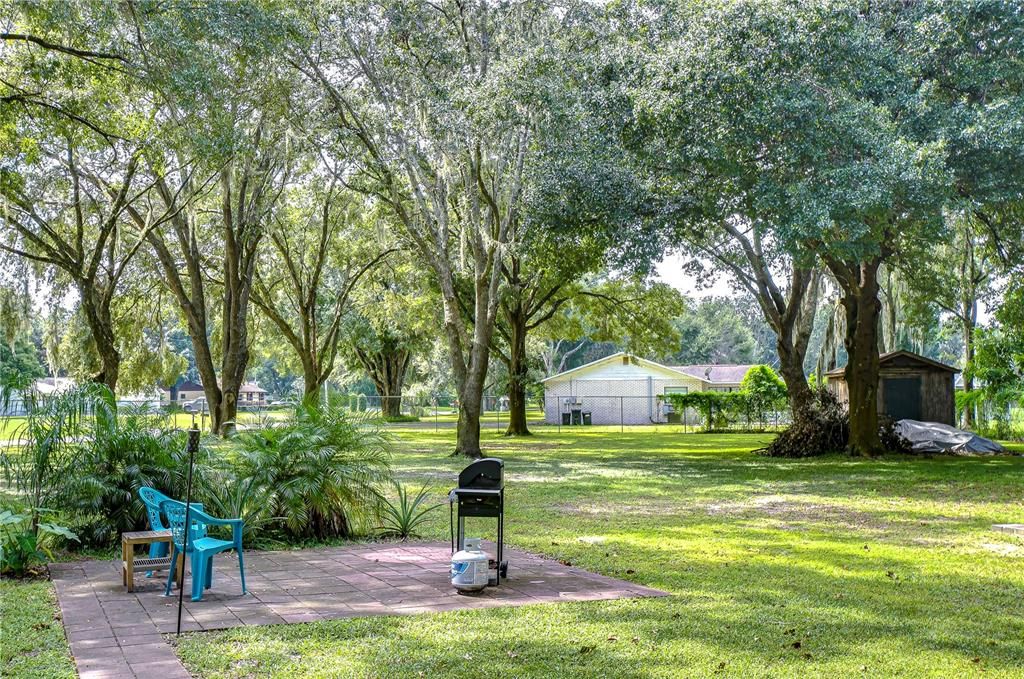 Active With Contract: $435,000 (3 beds, 2 baths, 1967 Square Feet)