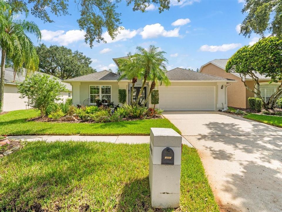 For Sale: $659,000 (3 beds, 2 baths, 1698 Square Feet)