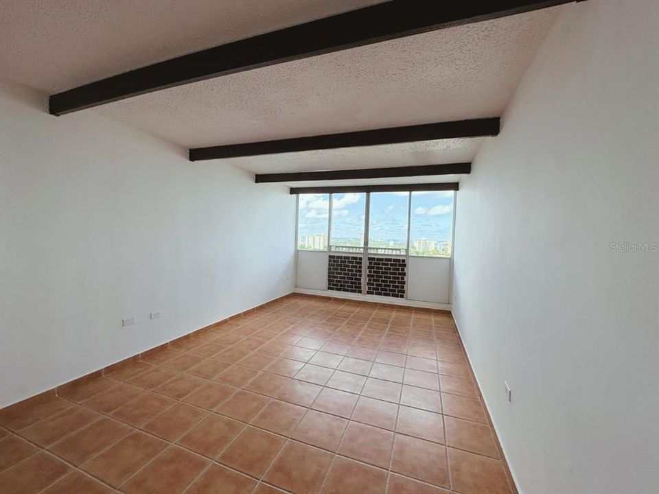 En Venta: $99,000 (3 camas, 1 baños, 809 Pies cuadrados)