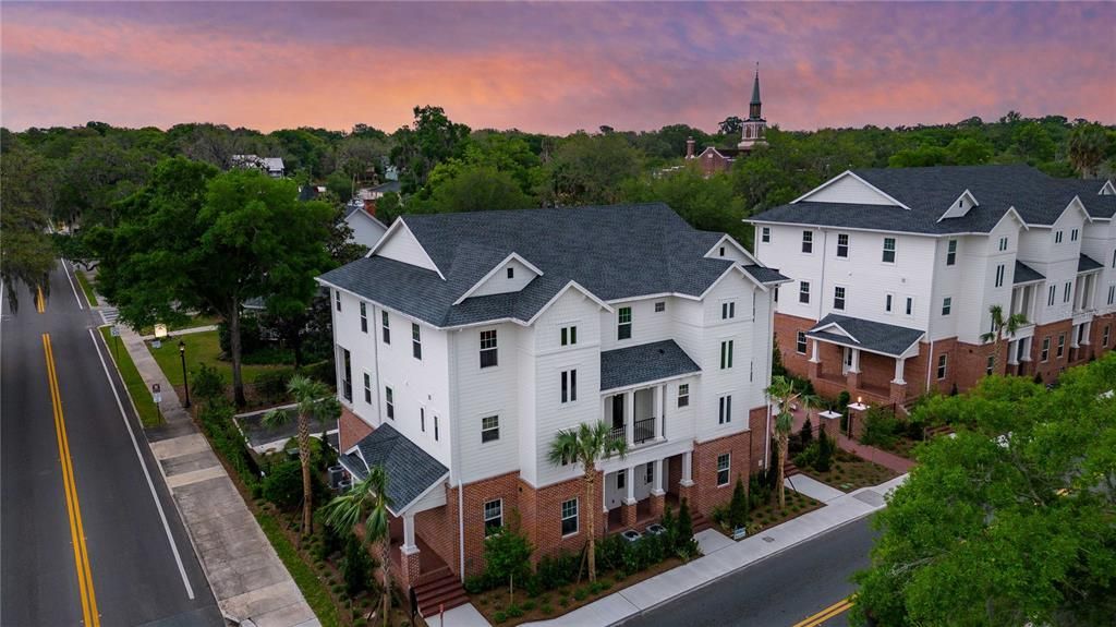 Active With Contract: $839,000 (3 beds, 3 baths, 2250 Square Feet)