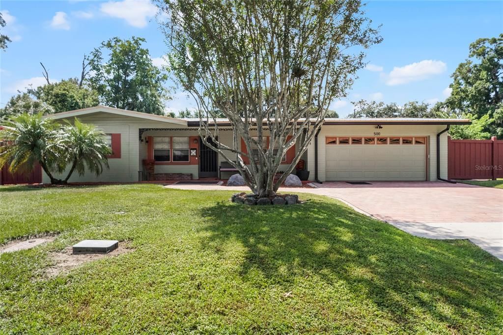 For Sale: $519,000 (3 beds, 2 baths, 1602 Square Feet)