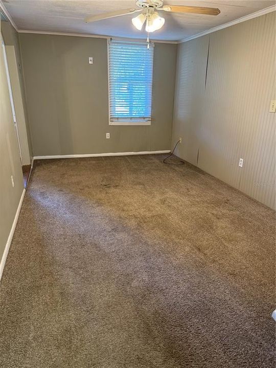 For Rent: $1,400 (3 beds, 2 baths, 1300 Square Feet)