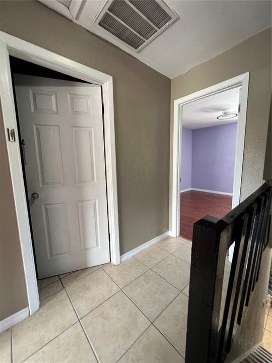 For Sale: $182,000 (2 beds, 1 baths, 1032 Square Feet)