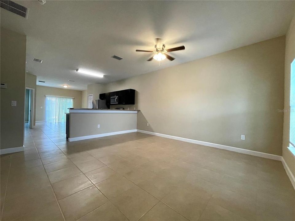 For Rent: $1,750 (3 beds, 2 baths, 1340 Square Feet)