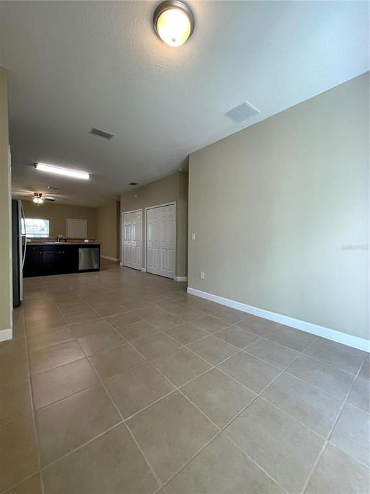 For Rent: $1,750 (3 beds, 2 baths, 1340 Square Feet)