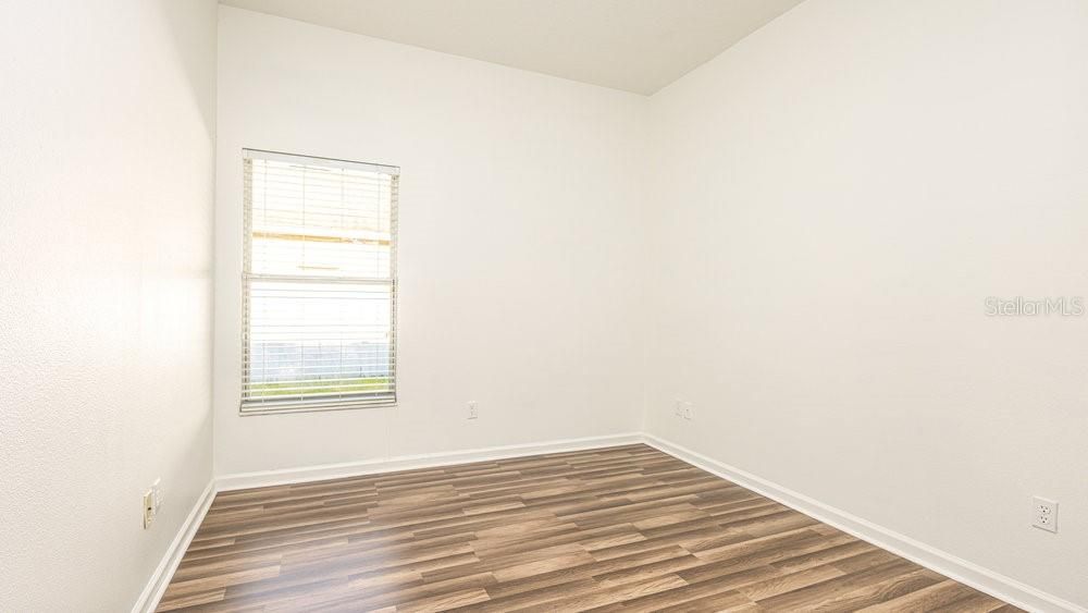 For Sale: $450,000 (3 beds, 2 baths, 2039 Square Feet)