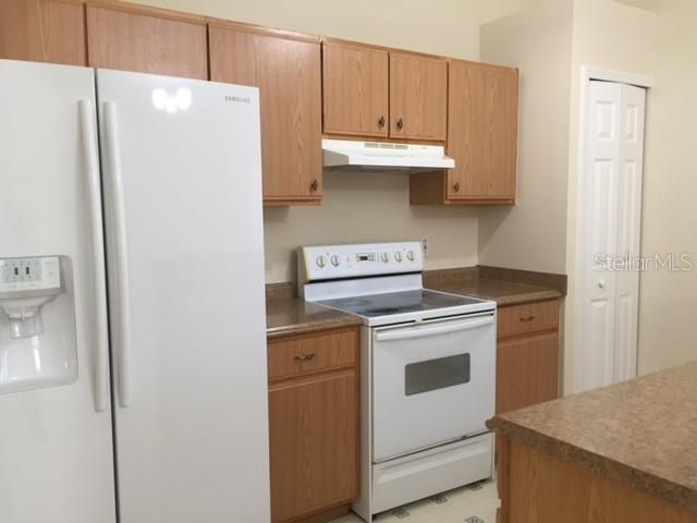 For Rent: $1,995 (3 beds, 2 baths, 1220 Square Feet)