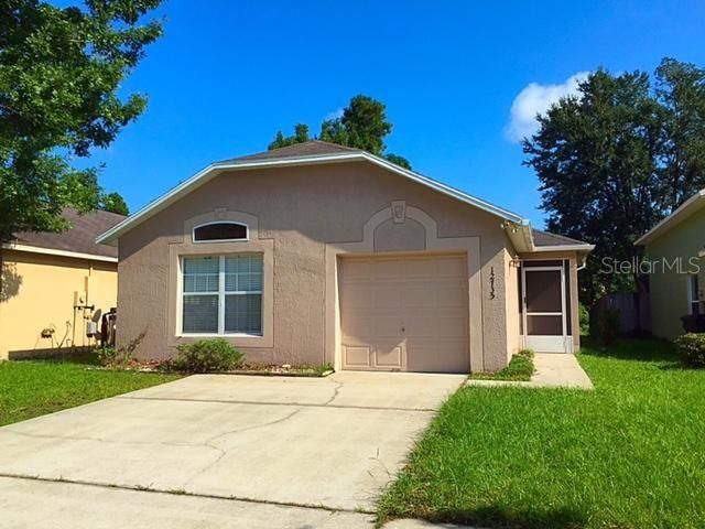 For Rent: $1,995 (3 beds, 2 baths, 1220 Square Feet)