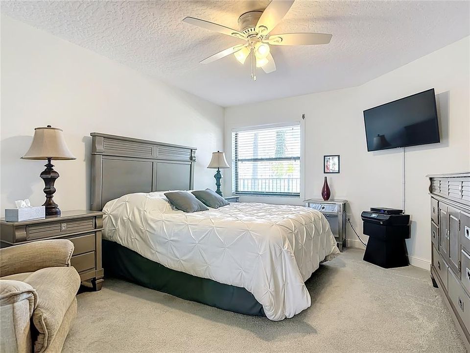 For Sale: $475,000 (2 beds, 2 baths, 1650 Square Feet)