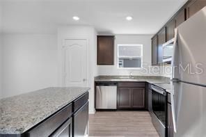 For Sale: $303,000 (3 beds, 2 baths, 1401 Square Feet)