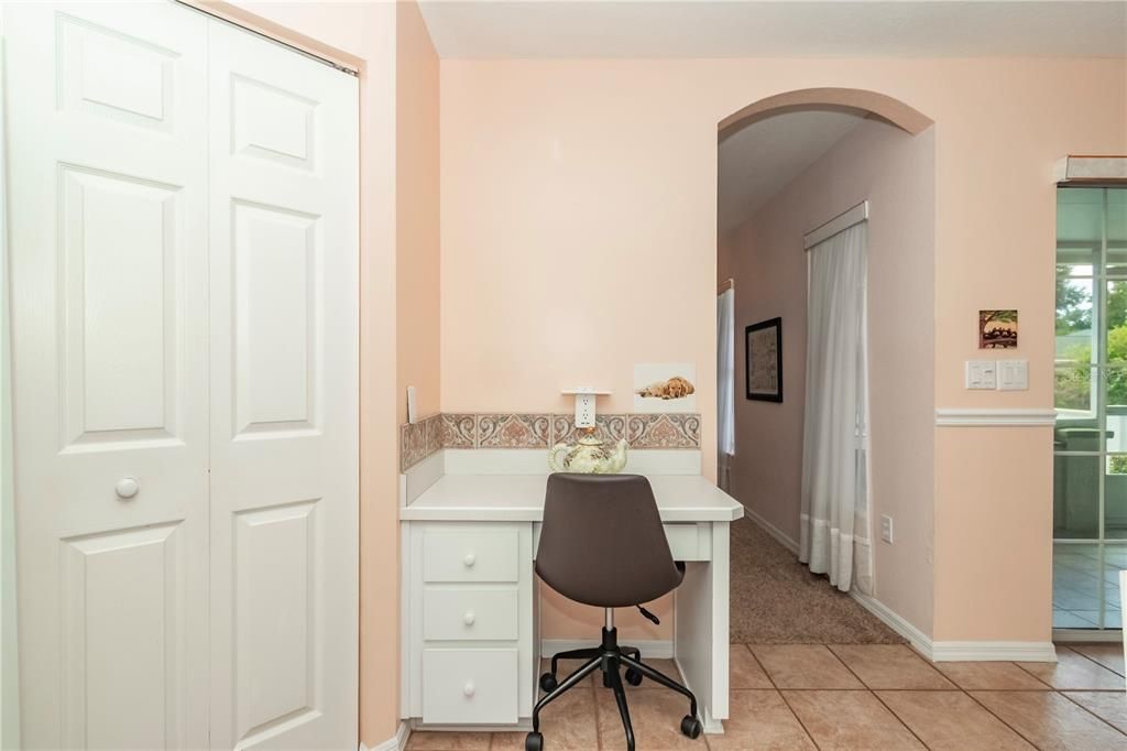 For Sale: $239,900 (2 beds, 2 baths, 1382 Square Feet)