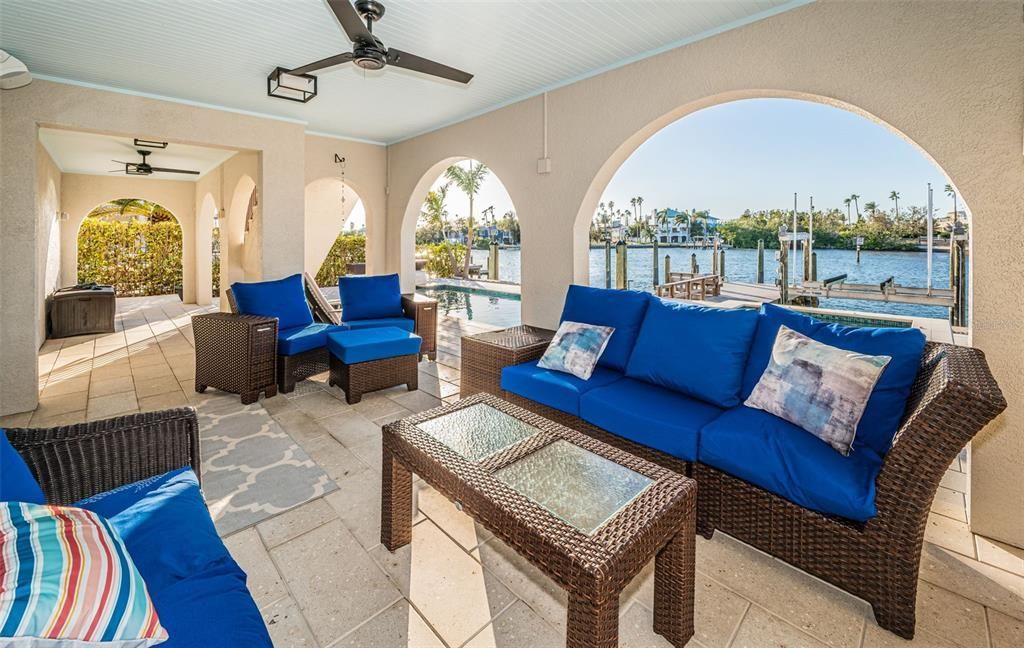 Active With Contract: $3,995,000 (4 beds, 3 baths, 3245 Square Feet)