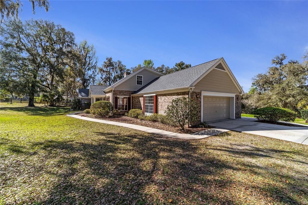 For Sale: $974,900 (3 beds, 3 baths, 3669 Square Feet)