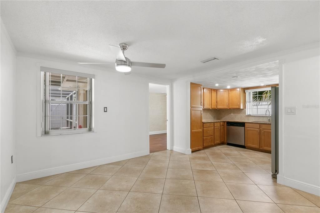 For Rent: $2,300 (3 beds, 2 baths, 1468 Square Feet)