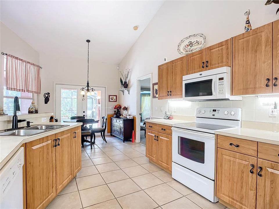 kitchen, nook to pool