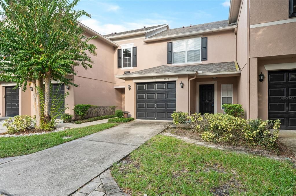 For Sale: $304,900 (2 beds, 2 baths, 1296 Square Feet)