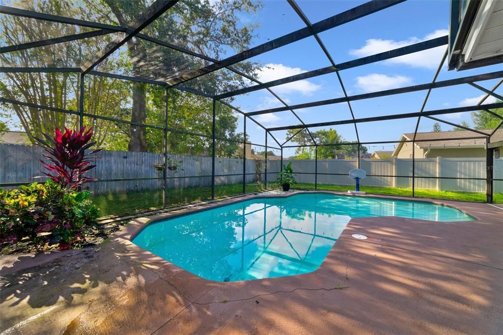 SCREENED POOL.