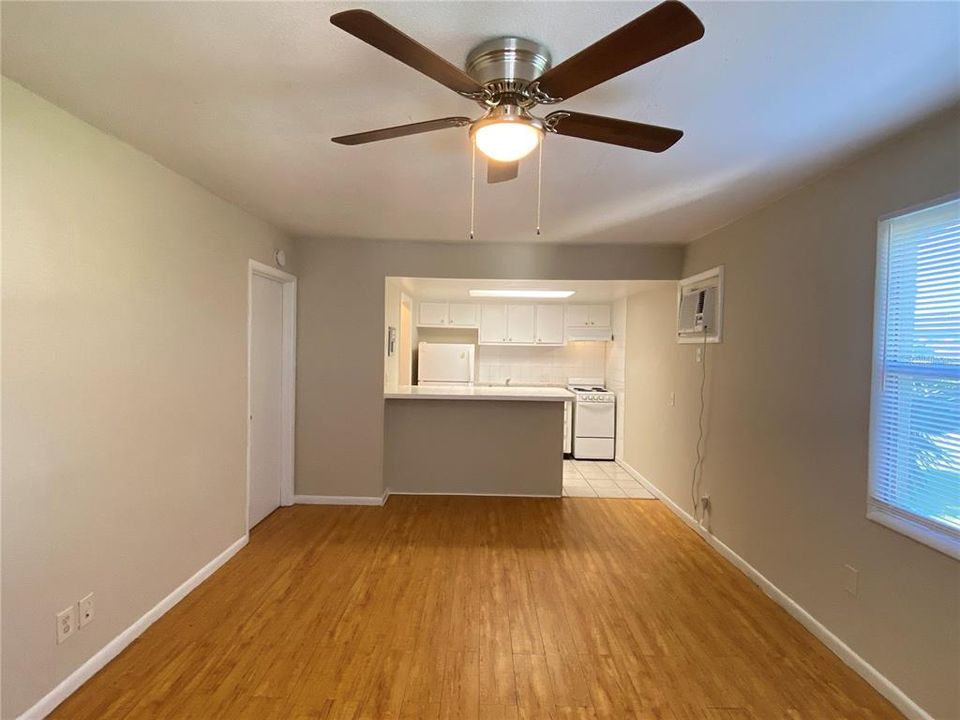 For Rent: $1,145 (1 beds, 1 baths, 588 Square Feet)