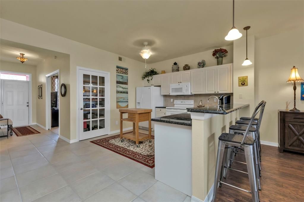 For Sale: $439,000 (3 beds, 2 baths, 1517 Square Feet)