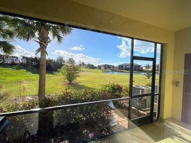 Back yard big enough for double extended lanai...paperwork for extended lanai is at the clubhouse