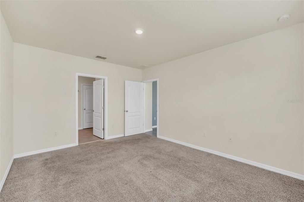 For Sale: $360,000 (4 beds, 2 baths, 1851 Square Feet)