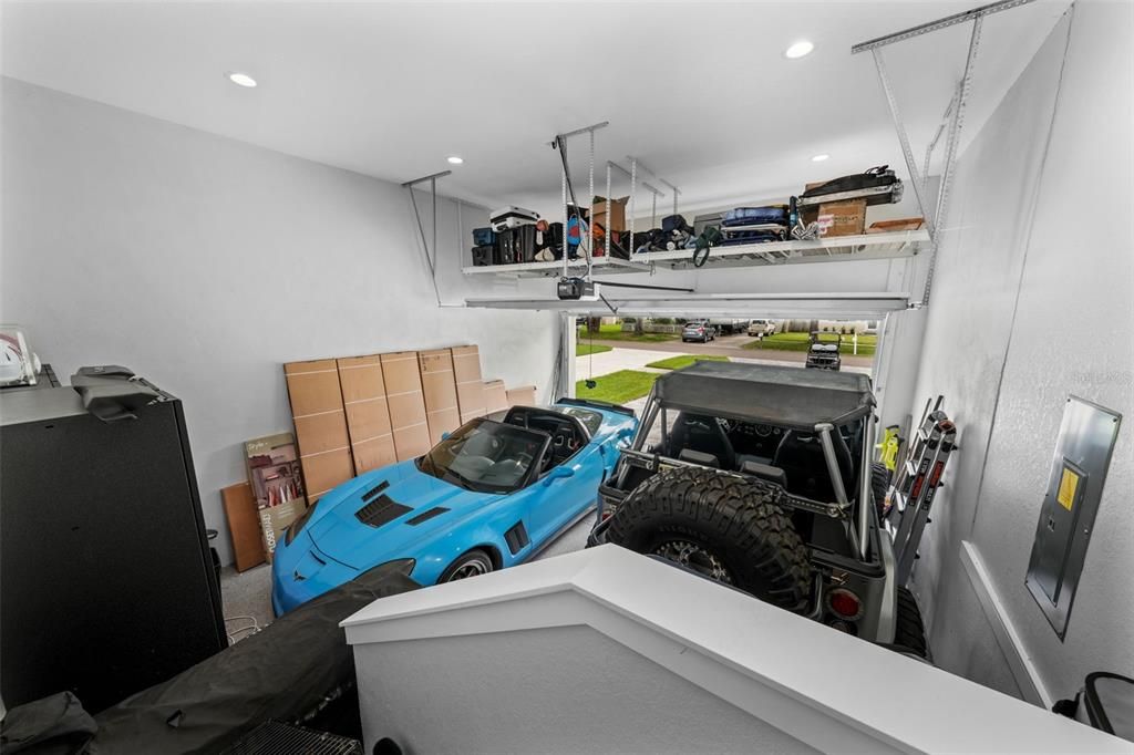 HIGH Ceiling Garage for LIFT